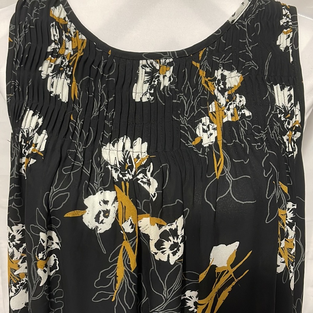 Mossimo Blouse - Picture 2 of 3